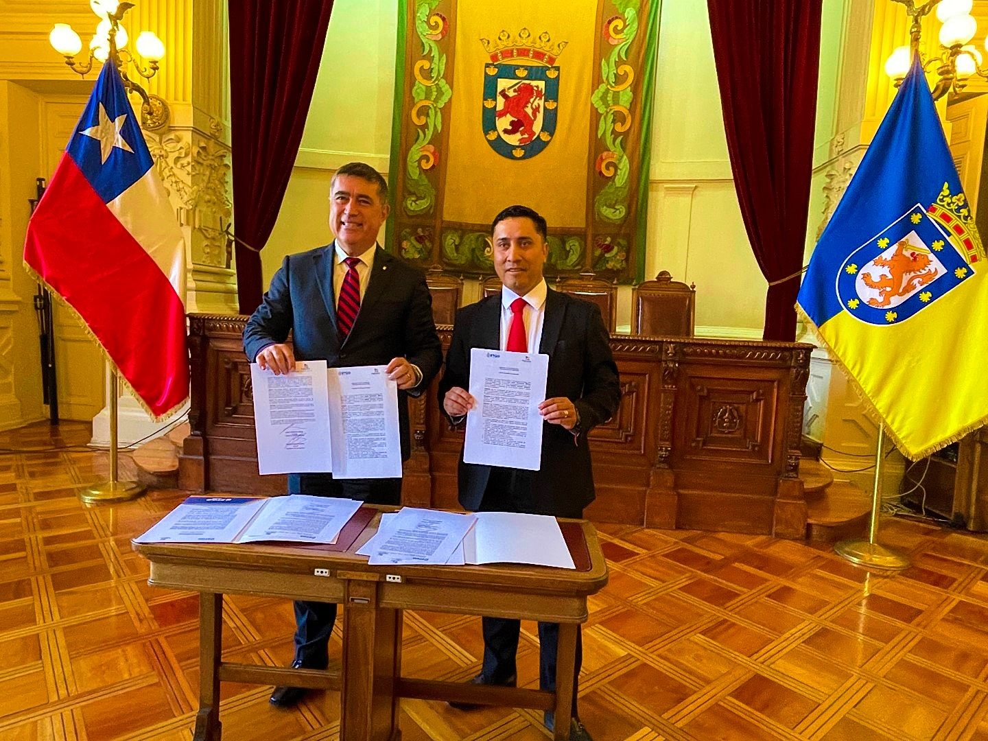 Del Valle de Elqui a la Capital: Convenio busca llevar lo mejor de Paihuano a Santiago y viceversa