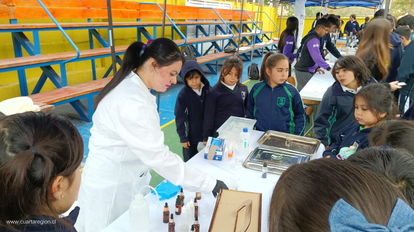 Éxito Rotundo en La Serena: Estudiantes Demuestran Innovación y Talento en la 1ra Feria Interescolar de Ciencia y Tecnología “Expo-Genios 2025”