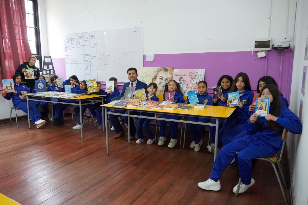 Colegio Javiera Carrera de La Serena invita a 1° Festival de Declamación Infantil y Juvenil