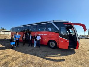 Recursos del Royalty Minero: Municipalidad de Los Vilos presenta su primer bus para el traslado de organizaciones sociales de la comuna