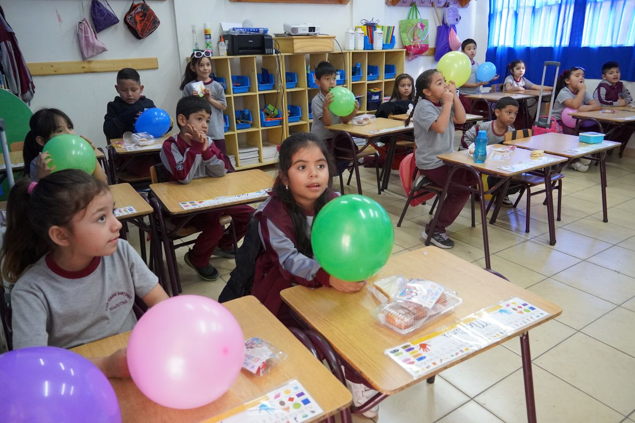 Escuela Juan Torres Martínez de Vicuña conmemoró Día del Estudiante con expresiones artísticas