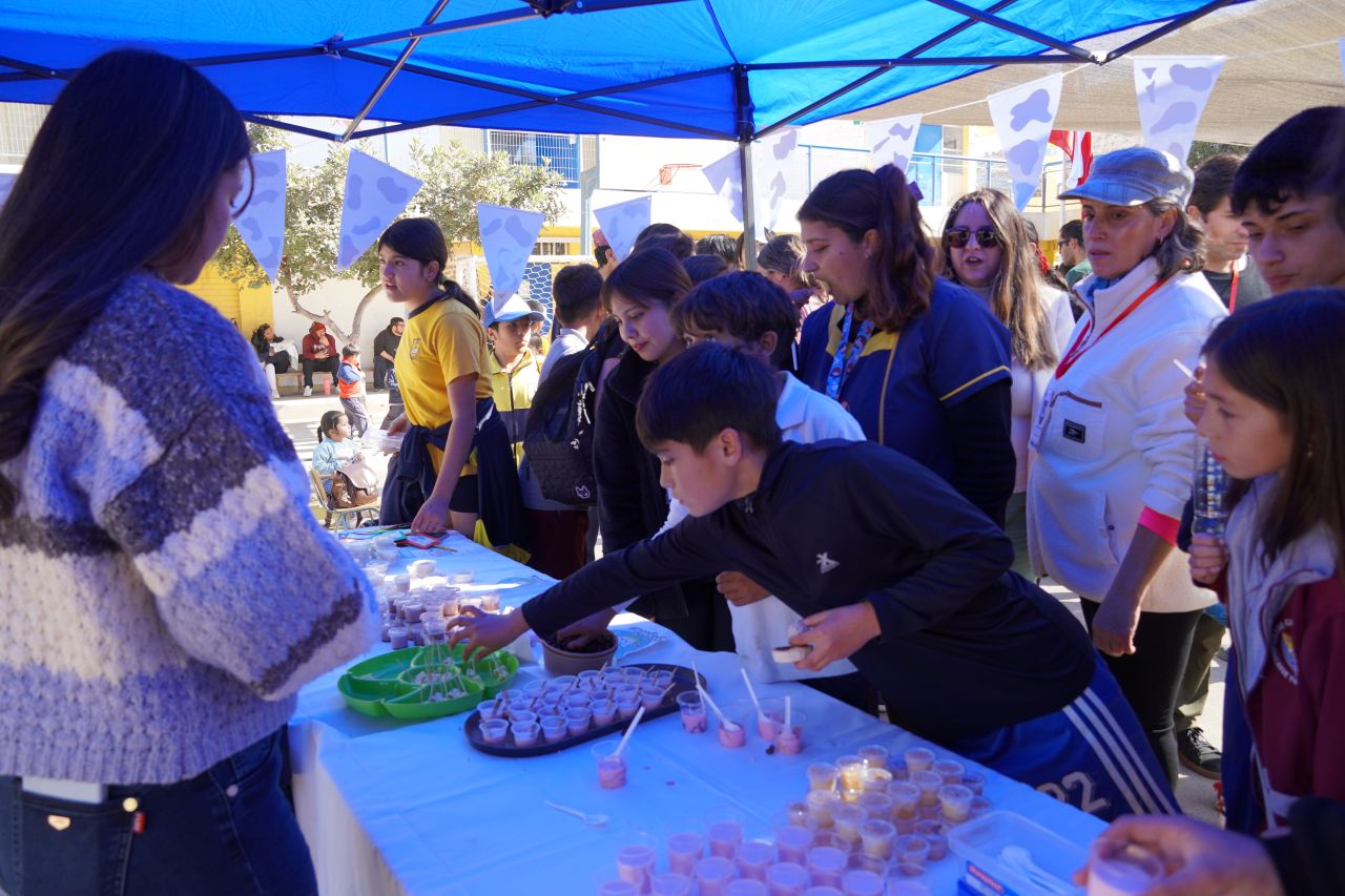 Colegio Islón de La Serena organizó VII versión de la Corrida Familiar y Feria Saludable de Escuelas Rurales