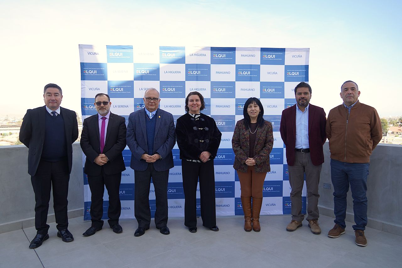 Seis directoras y directores seleccionados por ADP asumen en escuelas y liceos del SLEP Elqui