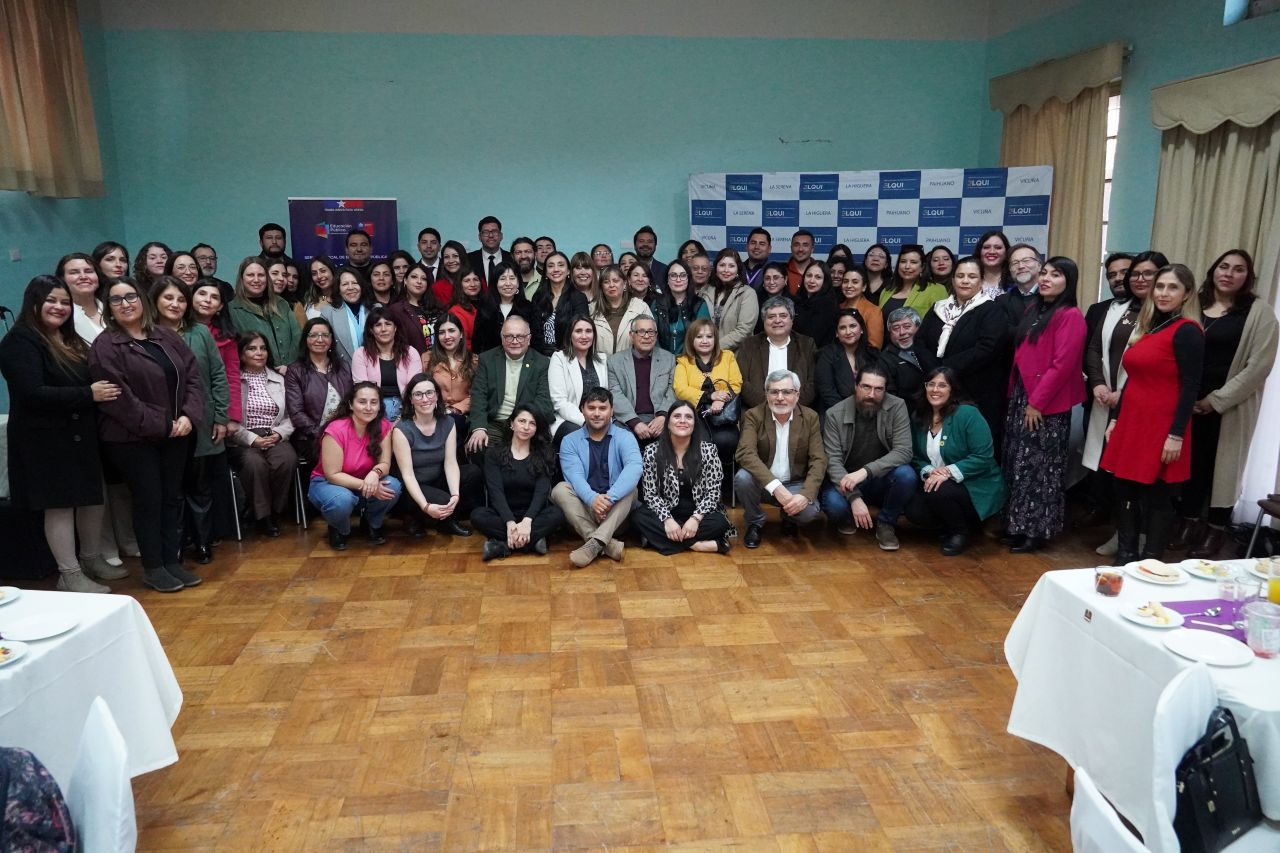 SLEP Elqui distinguió a 54 profesores y educadoras que avanzaron al tramo experto en el Sistema de Reconocimiento Docente