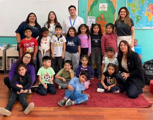 Cerca de 200 estudiantes de Paihuano y Vicuña practicaron inglés con juegos, canciones y cuentos